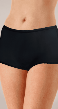 17605 Black Front View