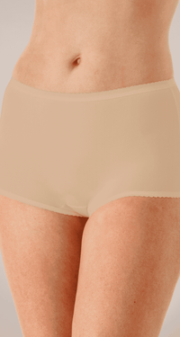 17606 Nude Front View