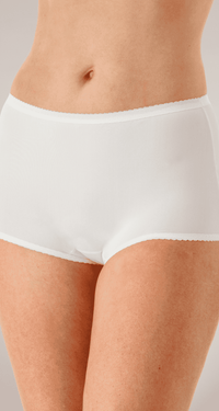 17605 White Front View