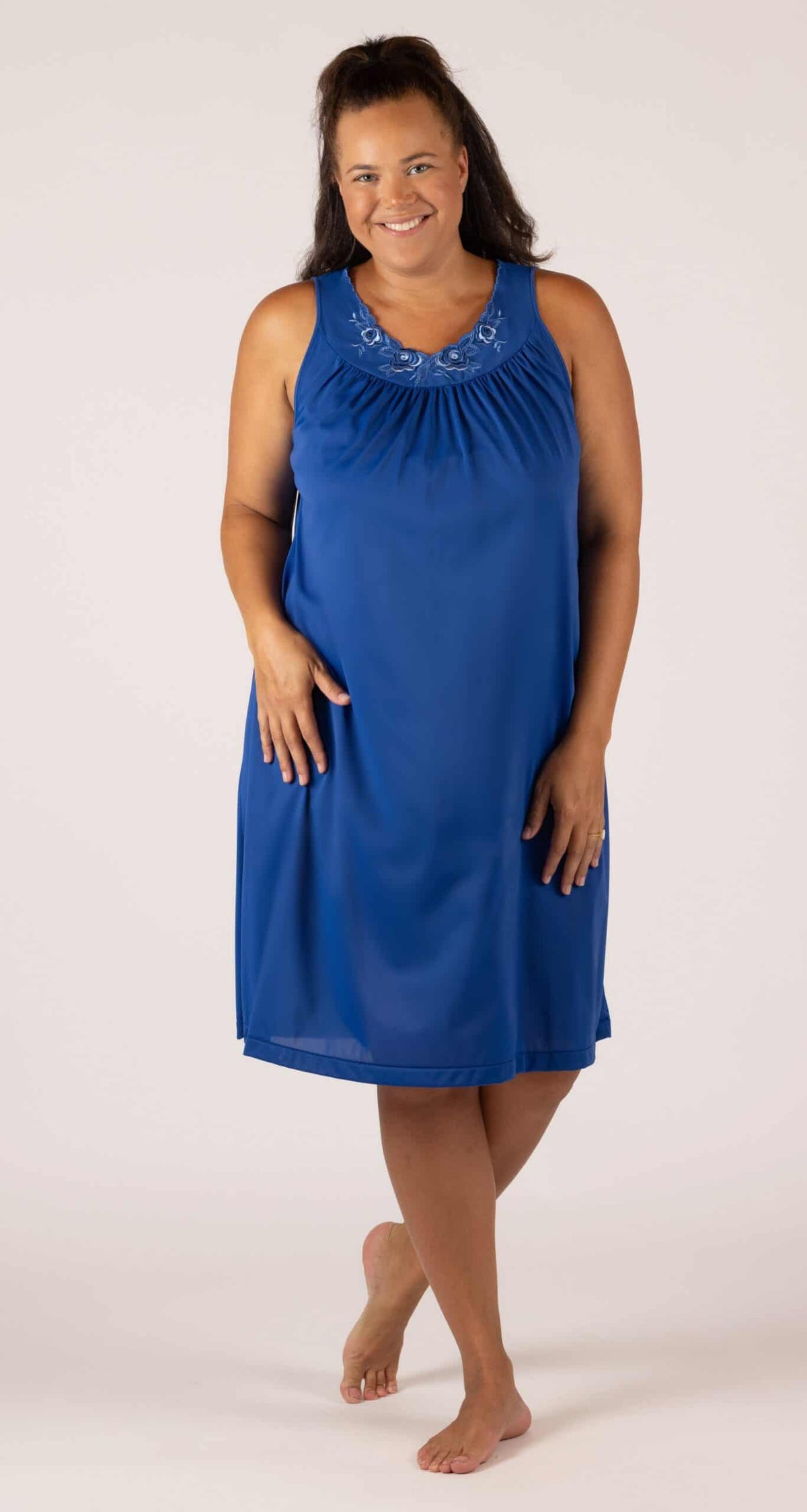 Navy Petals Sleeveless Short Nightgown