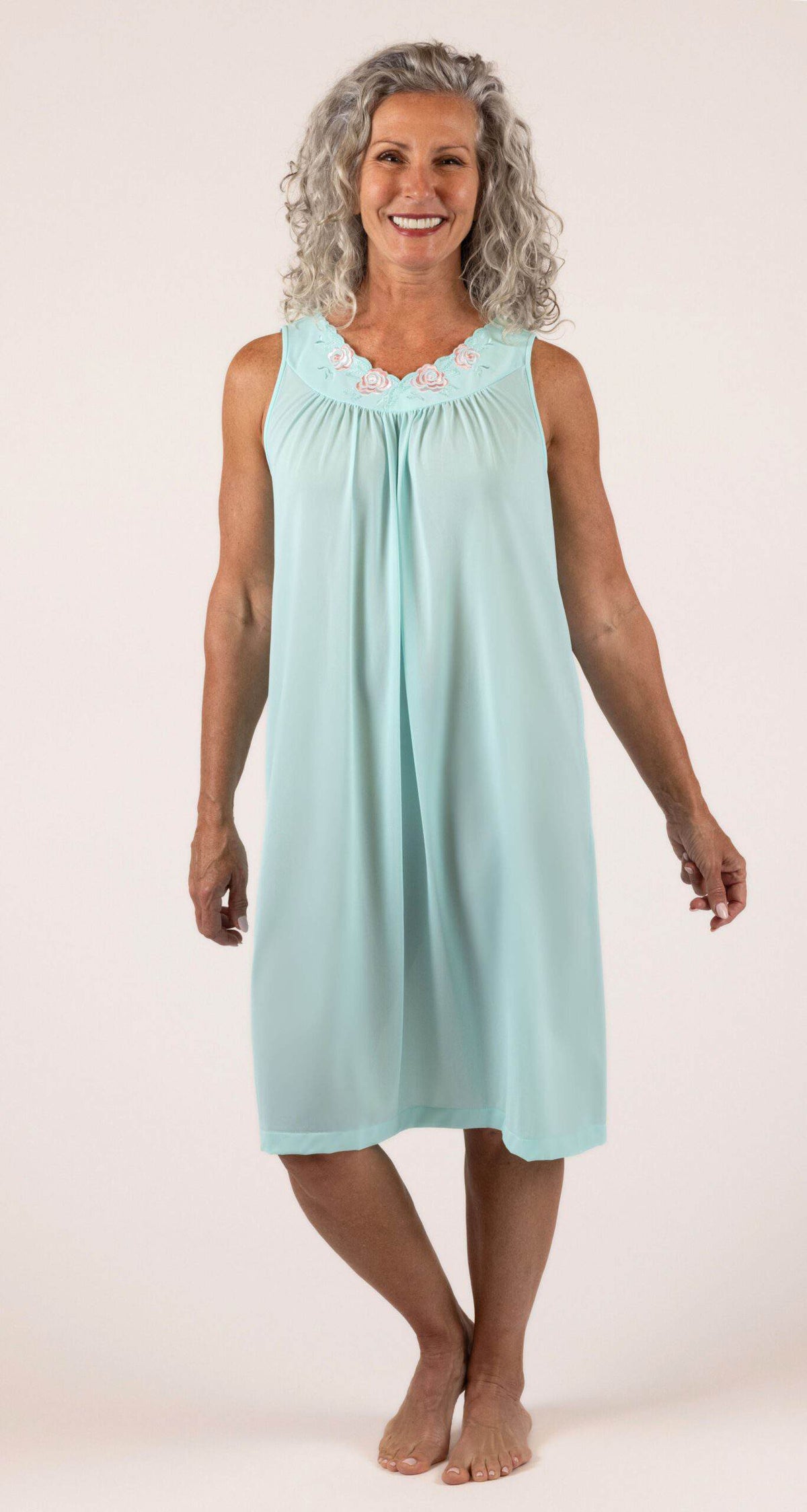 Seafoam Petals Sleeveless Short Nightgown