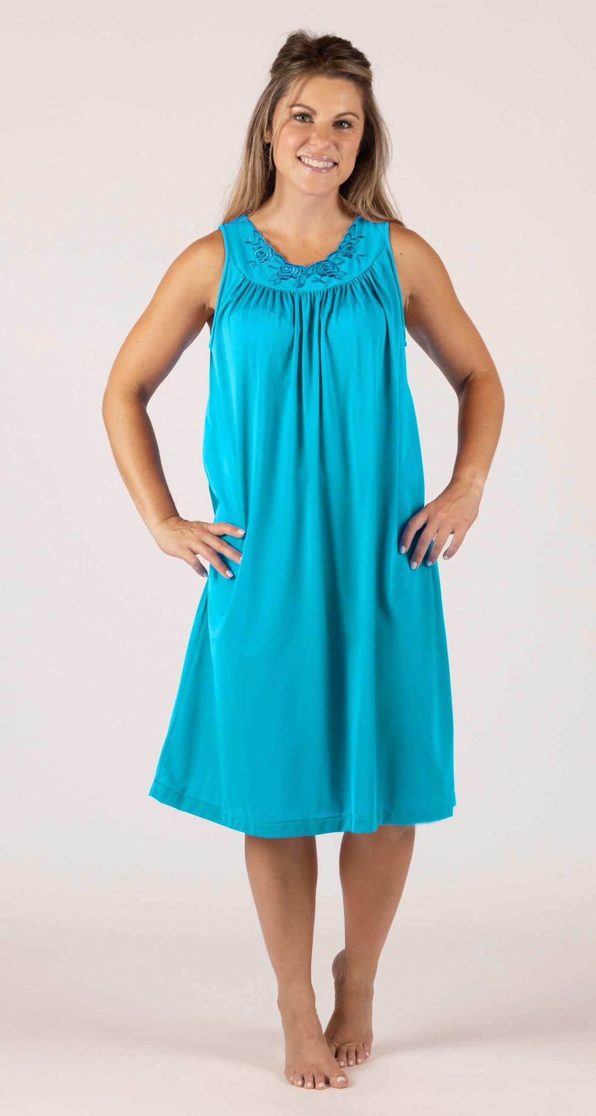Turquoise Petals Sleeveless Short Nightgown