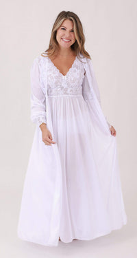 Diamond White Silhouette Lace Button Down Long Gown & Robe Set