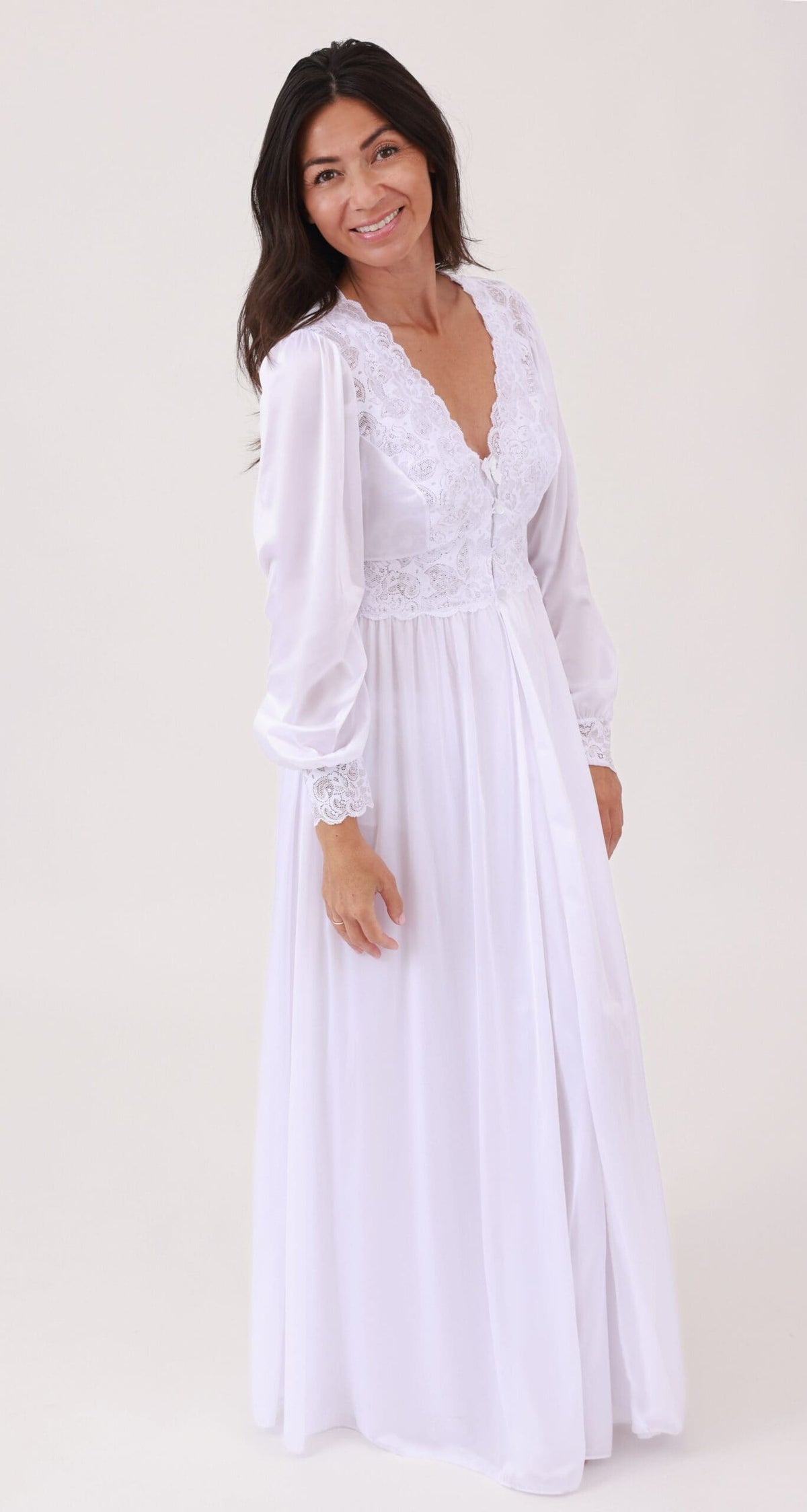 Diamond White Silhouette Lace Button Down Long Robe