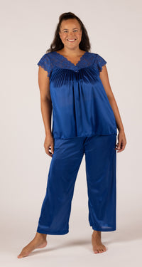 Silhouette Lace Cap Sleeve Pajama Set in Navy