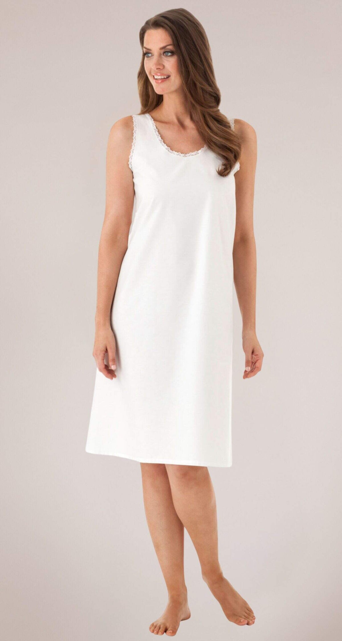 801 Front View in White